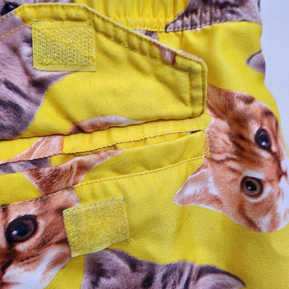 Black Matter yellow with cat print swim trunks shorts men's size medium - Picture 4 of 8